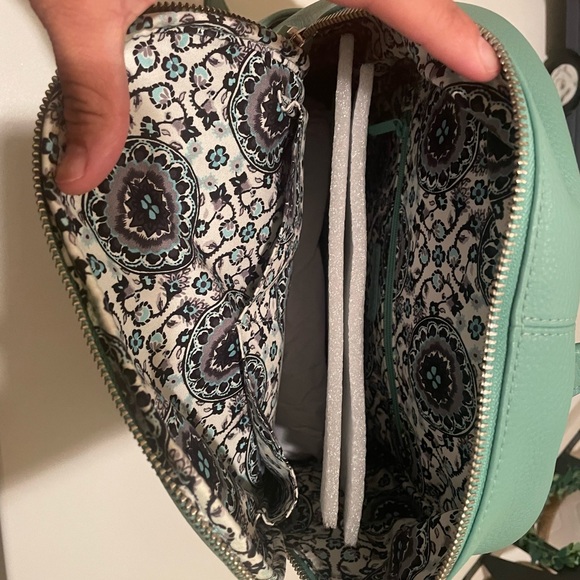 Leather Vera Bradly - Picture 2 of 6